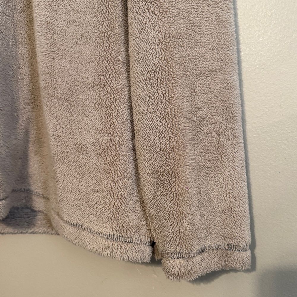 Men’s True Grit Beige Zip Up Sweater - Picture 6 of 7
